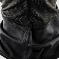 Sottocasco GRAPHENE SHIELD con inserti Antivento - Aperto sul viso